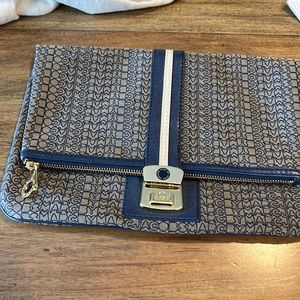 Marc by Marc Jacobs oversized Airliner Clutch